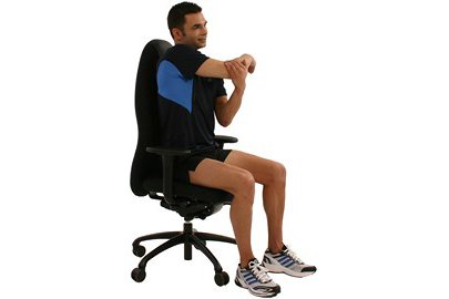 Fitness Schultern Dehnen